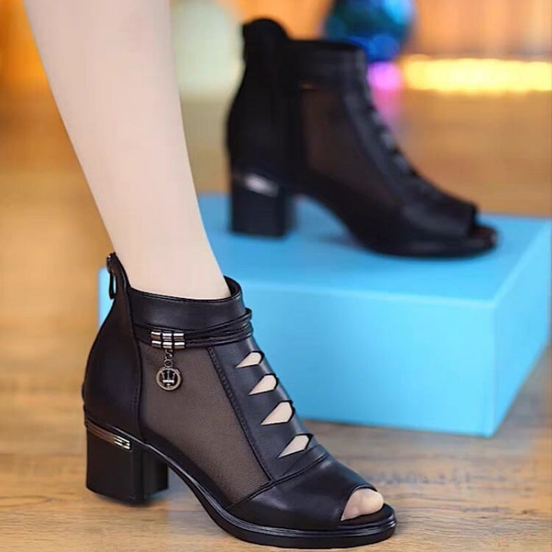 Damen Sandalen Offen mit Cutouts und Blockabsatz - BerlinGlamour
