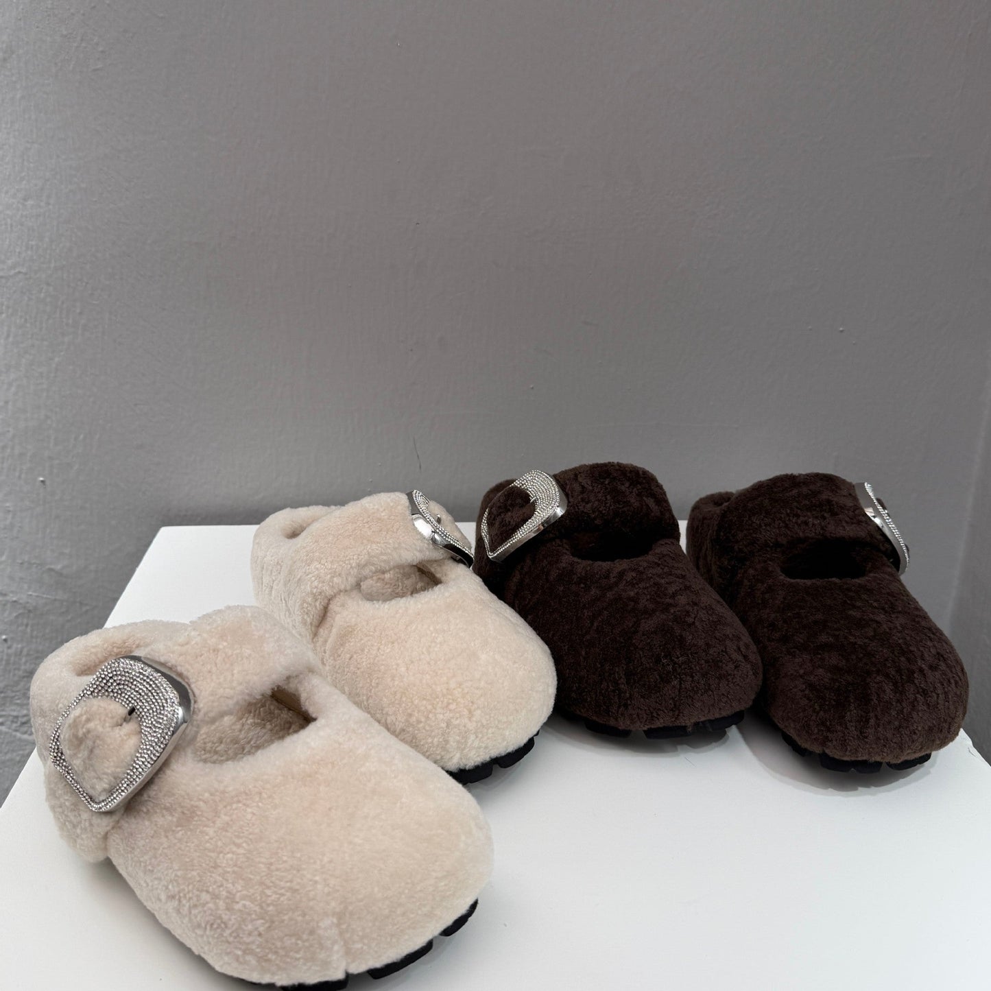 Damen Hausschuhe Weich Fleece Schnallenverschluss Warm