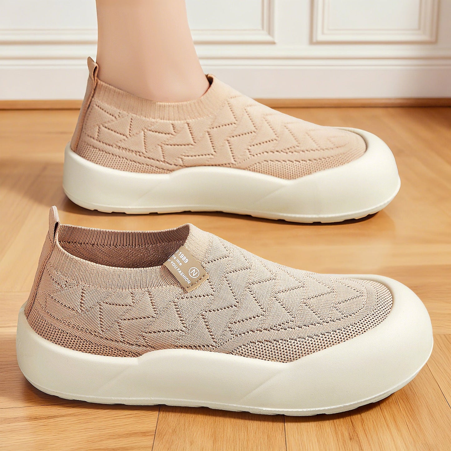 Damen Sneaker Bequem Slip-On mit Flexibles Strickdesign - BerlinGlamour