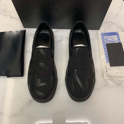 Damen Sneaker Slip-On Bequem Rutschfest Schwarz
