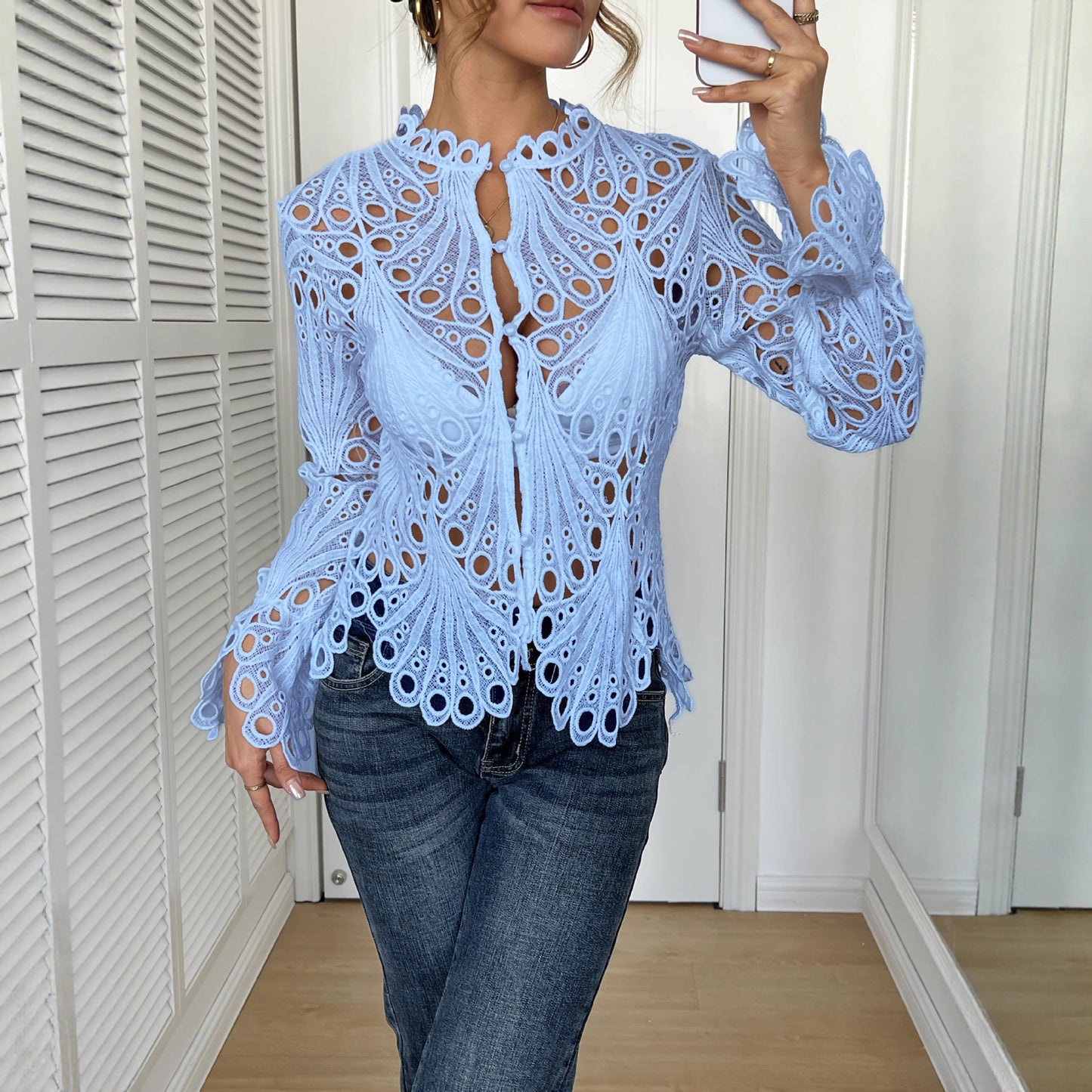 Elegante Damen Bluse Spitze Cut-Outs Figurformend - BerlinGlamour