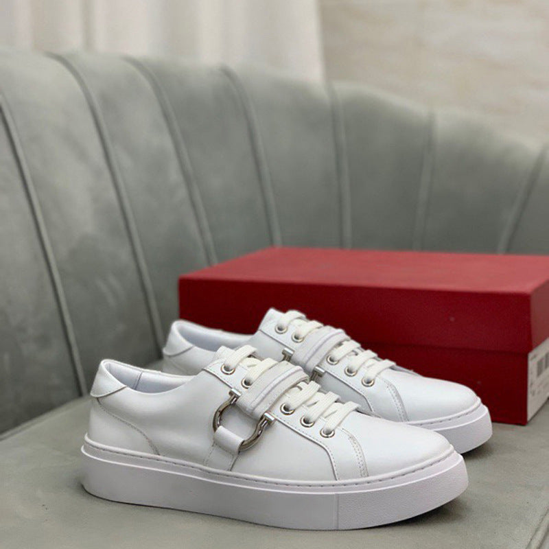 Damen Sneaker Rutschfest Schnallen Detail Modern - BerlinGlamour