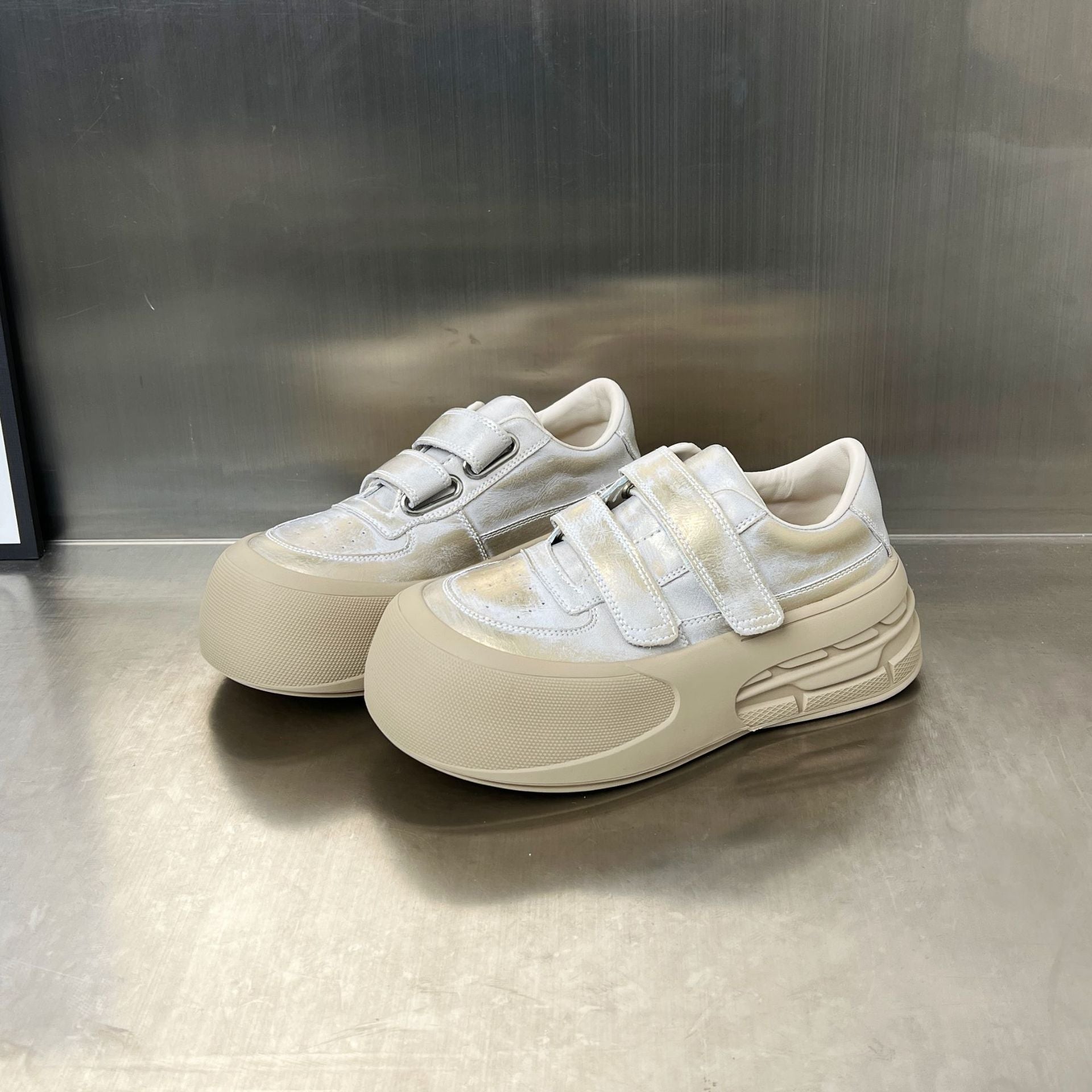 Damen Sneaker Sportlich Laufschuhe bequem Klettverschluss - BerlinGlamour