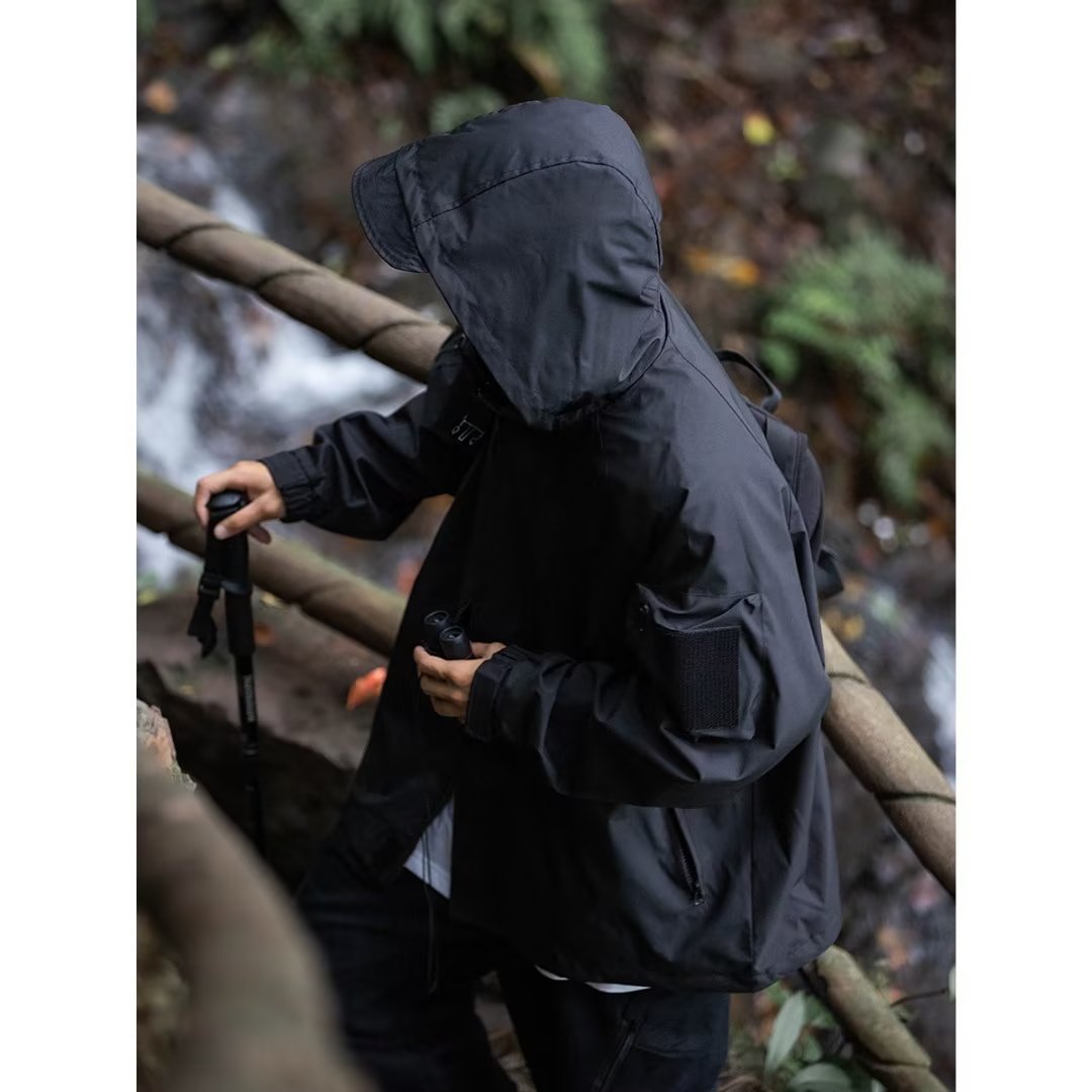 Herren Outdoorjacke Funktionell mit Taschen Verstellbares Kapuzenband