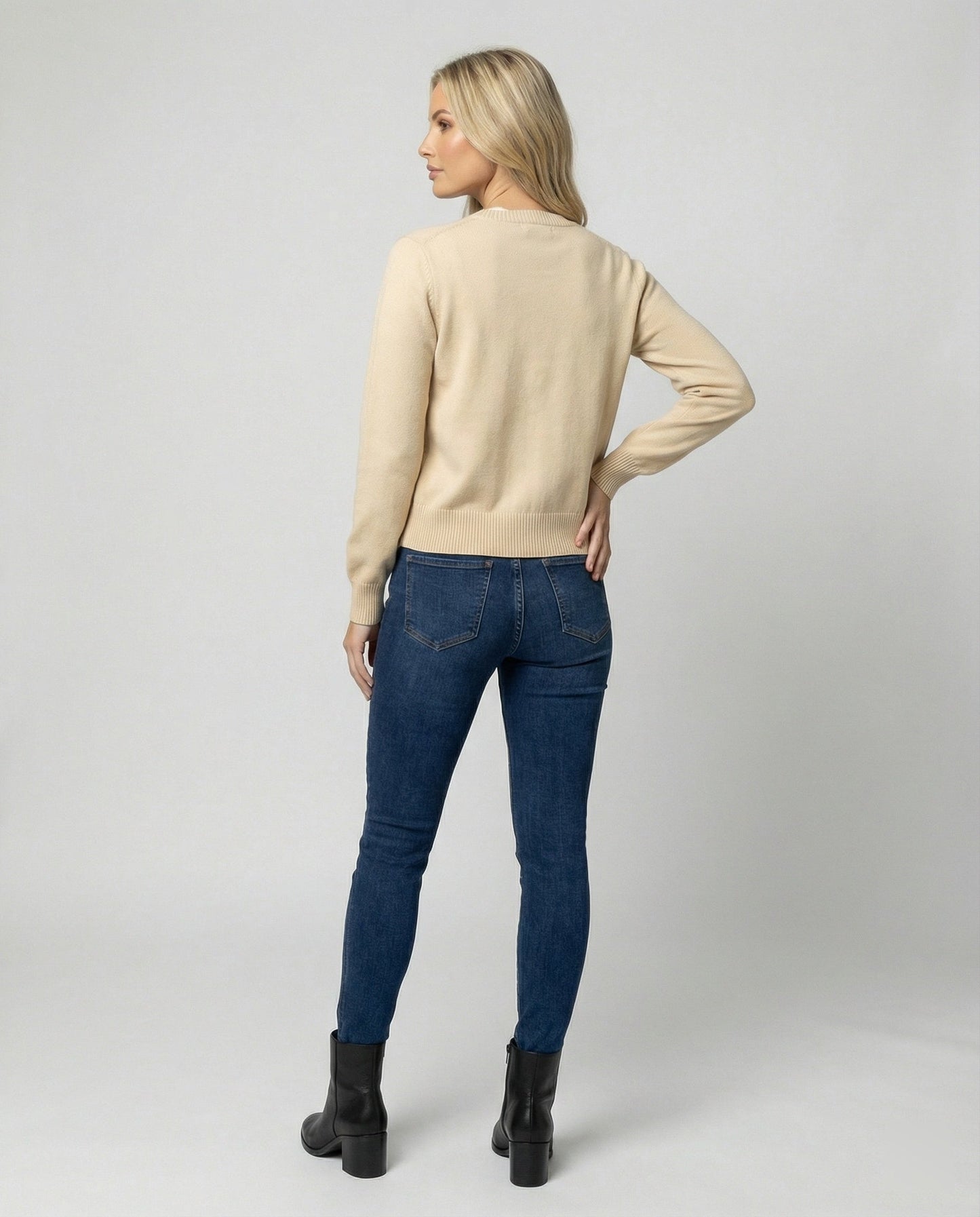Damen Cardigan Feinstrick Rundhals Pferde Motiv