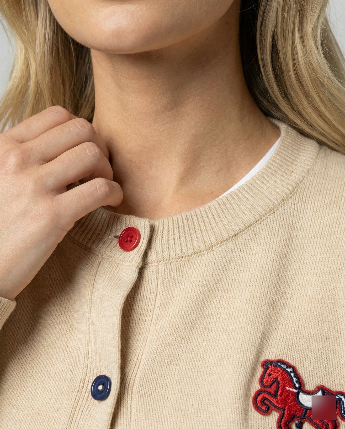 Damen Cardigan Feinstrick Rundhals Pferde Motiv