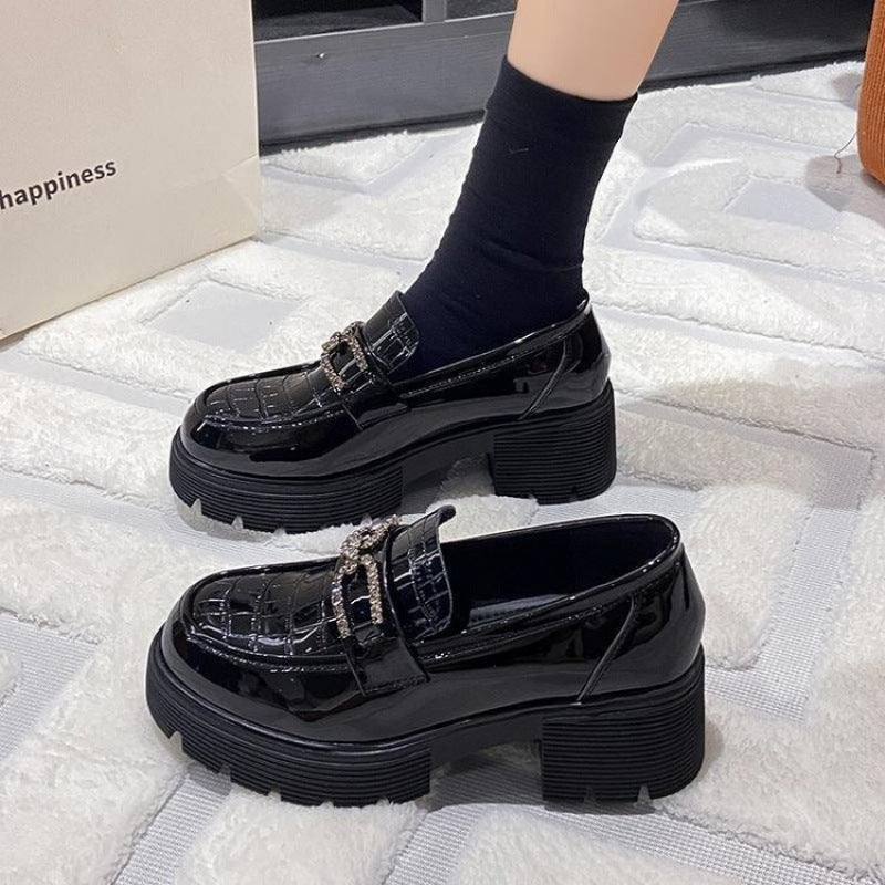 Damen Mokassins Komfortabel Schick Ketten Detail