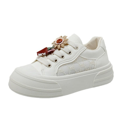 Damen Plateau Sneaker Blumen Applikation Mode Schuhe - BerlinGlamour