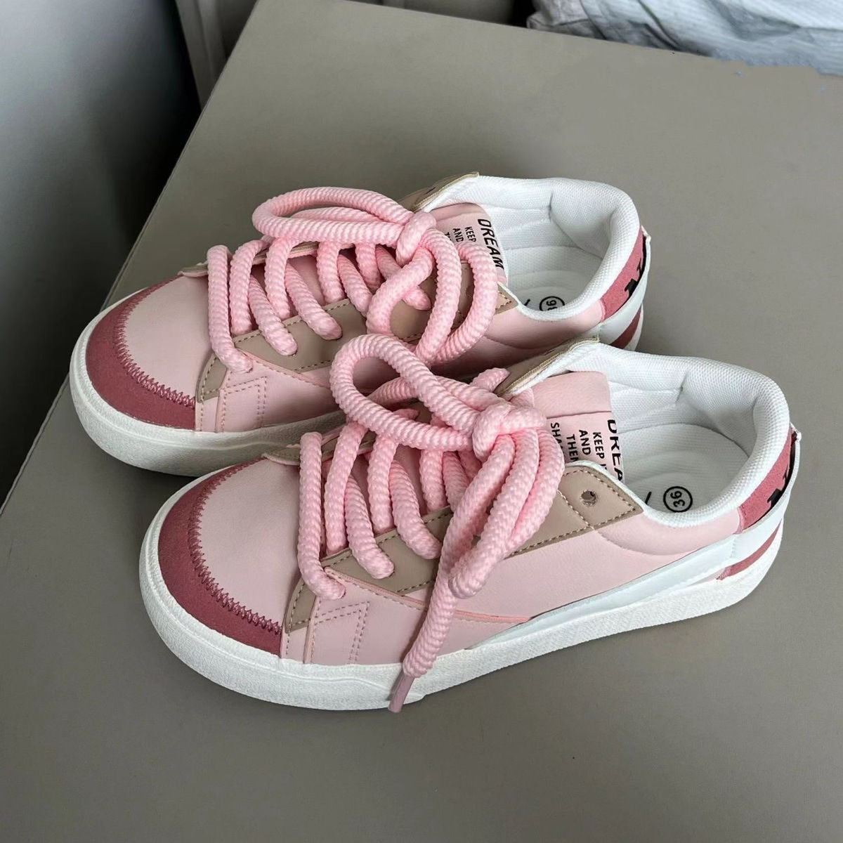 Damen Sneaker Bequem Laufschuhe Sportlich Modern - BerlinGlamour