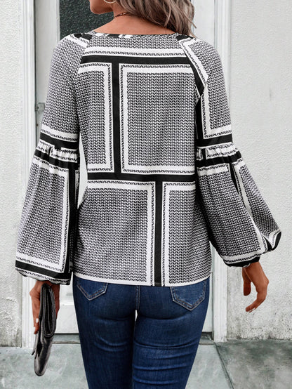 Elegante Damenbluse Rüschen Modern Berlin Style