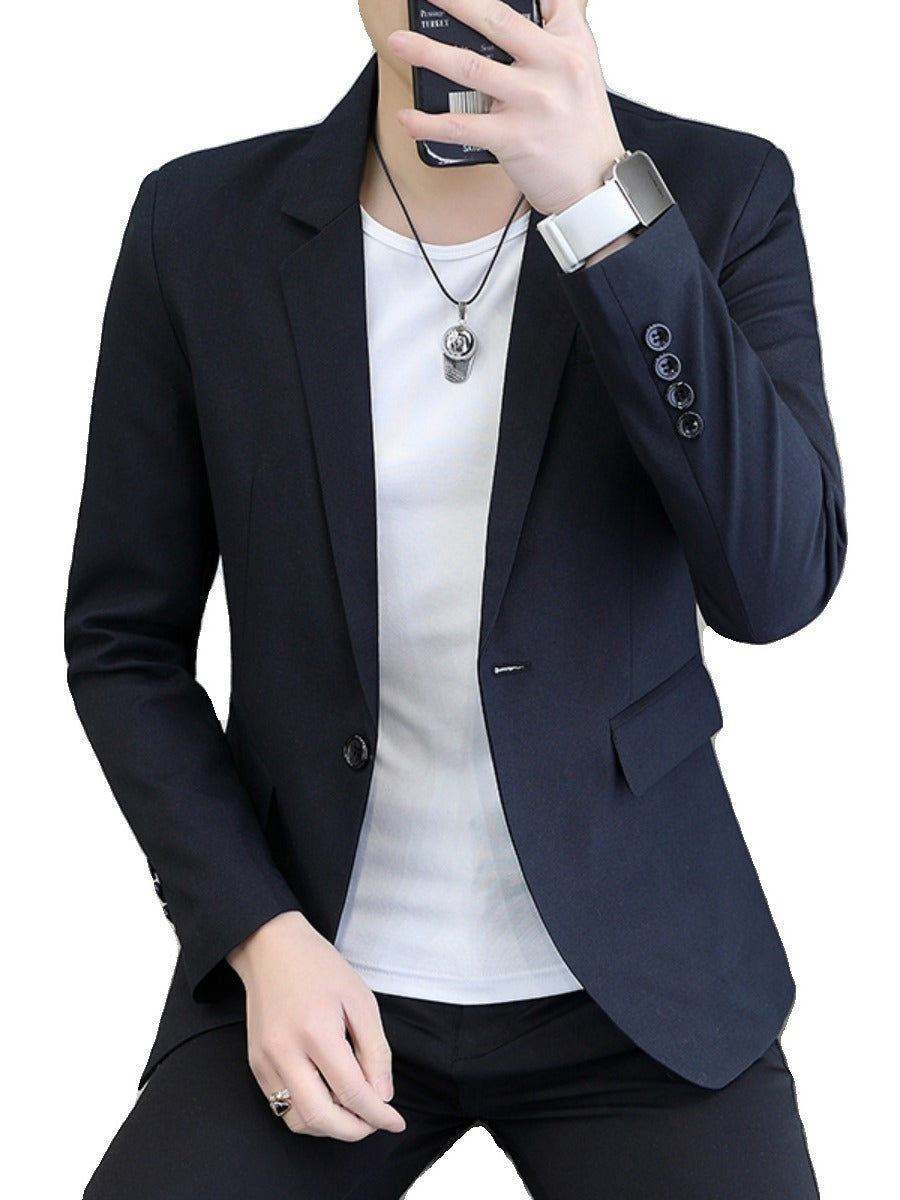 Moderne Blazer mit schmalem Schnitt und feinem Material, BerlinGlamour.