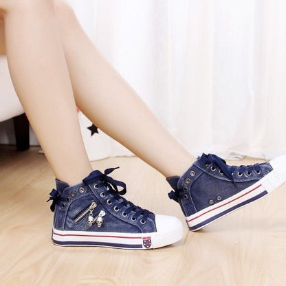 Damen Sneaker Hochtop mit Totenkopf Applikation Trend