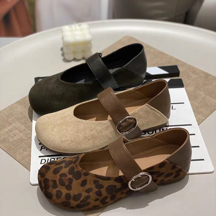 Damen Ballerinas Leopardenmuster Schuhe mit Riemen - BerlinGlamour