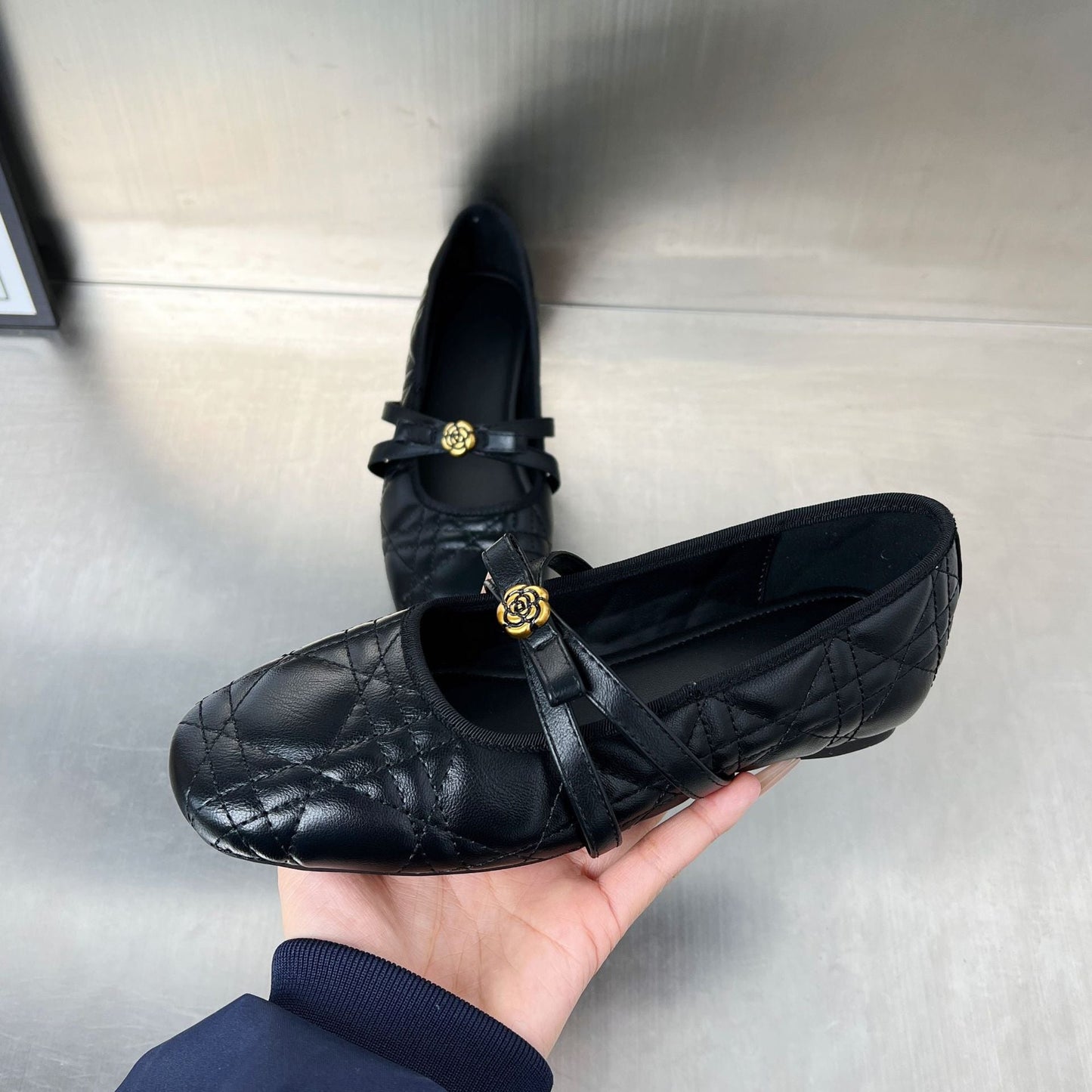 Damen Ballerinas Blumenmuster Elegant Riemen