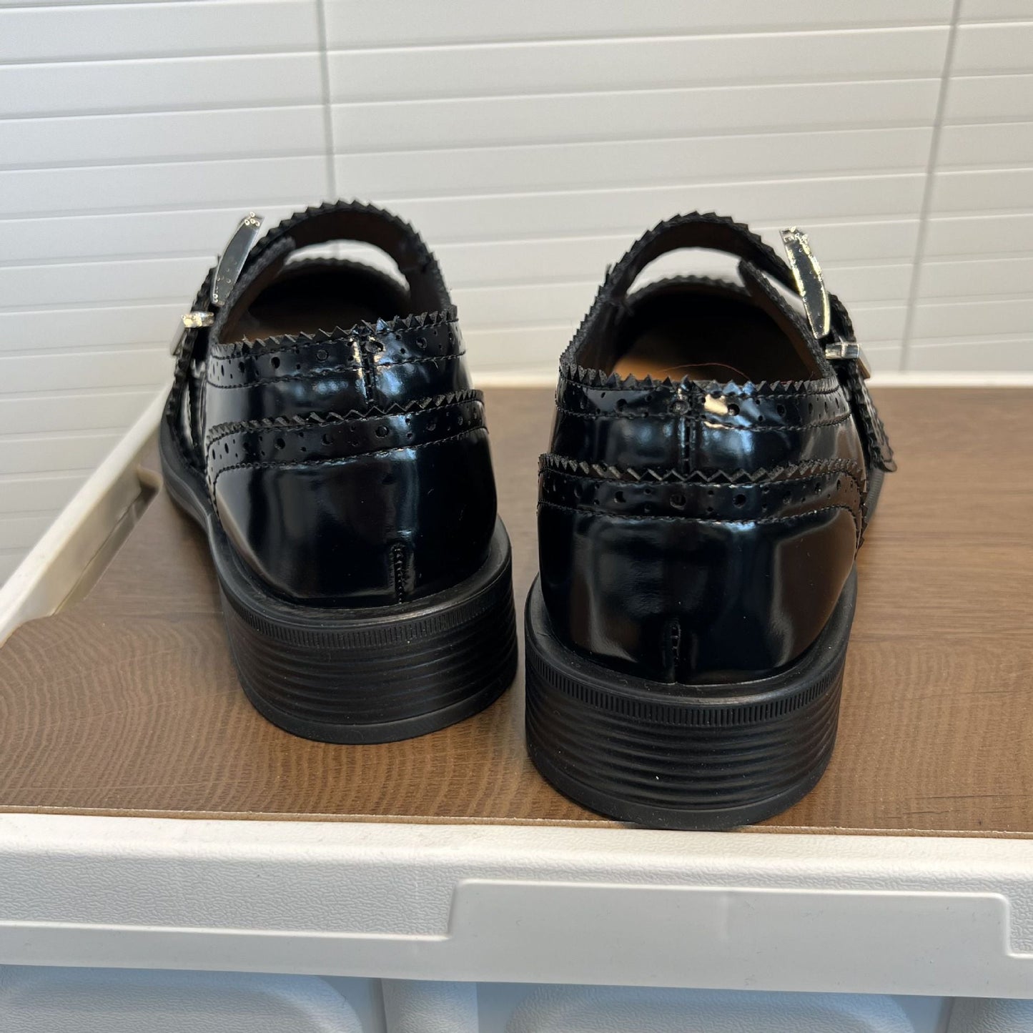 Damen Ballerinas Elegante Schnalle Perforation Schuhe