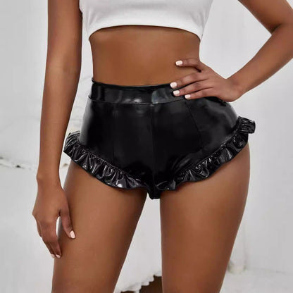 Damen Shorts Hochwertiges Kunstleder Rüschen Detail Höher Bund - BerlinGlamour