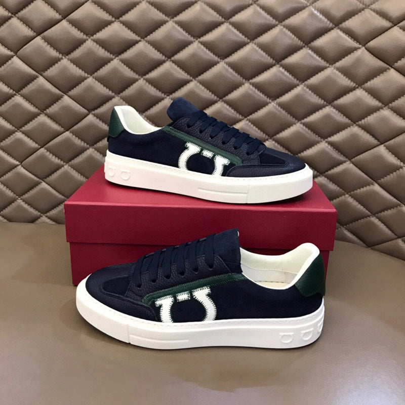 Damen Sneaker Sportlich mit Logo-Design und rutschfester Sohle
