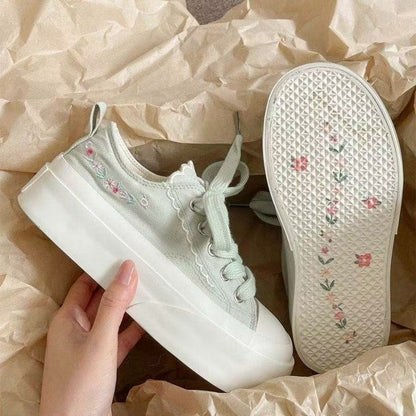 Damen Sneaker Plateau mit Blumen Applikationen atmungsaktiv