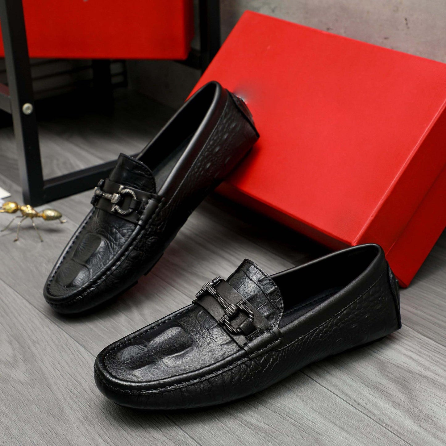Damen Mokassins mit Ketten-Detail Elegant Schwarz