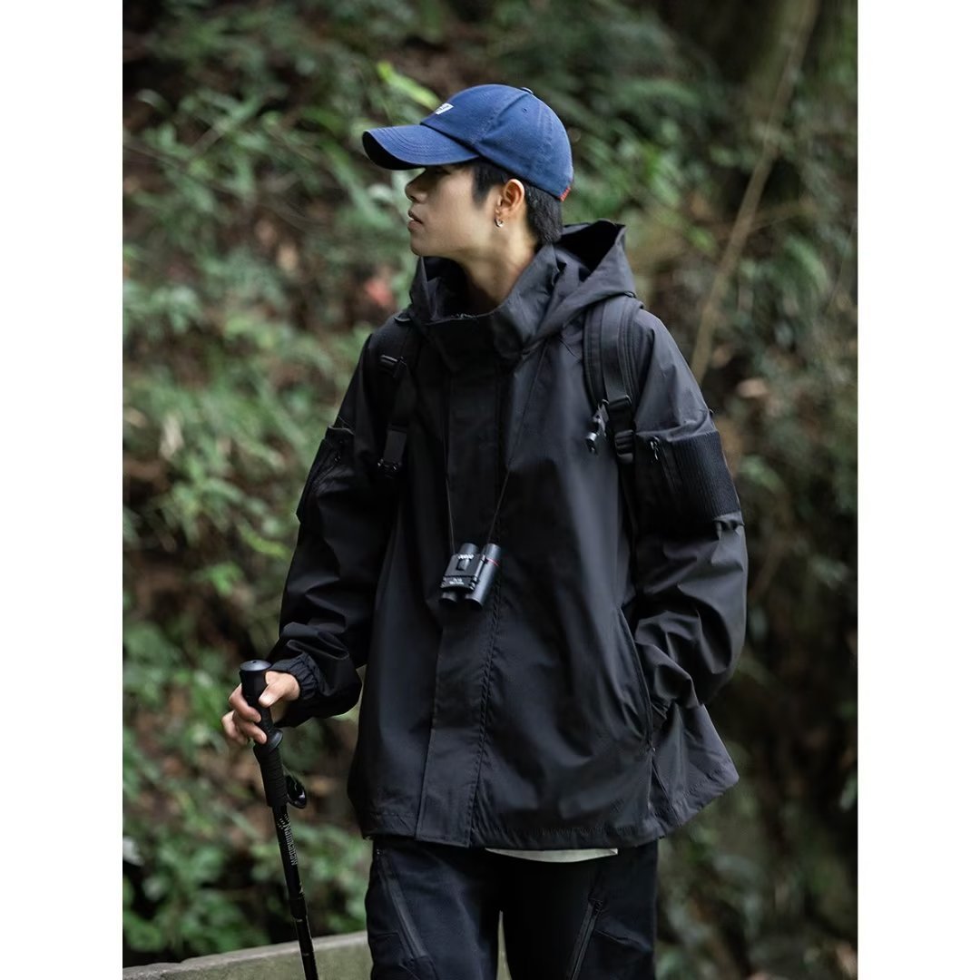 Herren Outdoorjacke Funktionell mit Taschen Verstellbares Kapuzenband