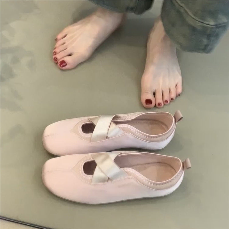 Damen Ballerinas Kreuzriemen Design Bequem Schick