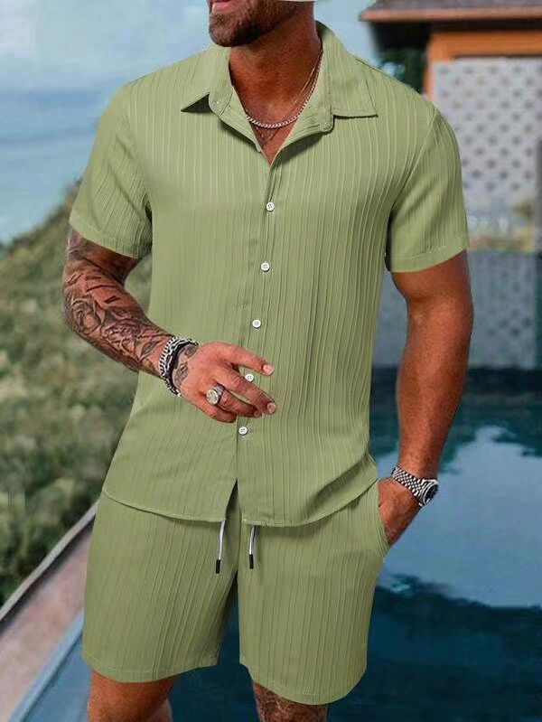 Herren Sommer Set: Leichtes Hemd und Shorts Komfort