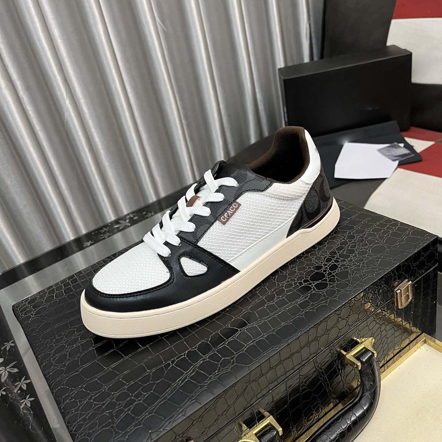 Damen Sneaker Atmungsaktiv Mesh Rutschfest Moderne Lifestyle Schuhe