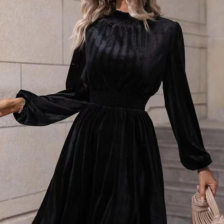 Elegantes Damen Samtkleid Langärmlig Hochgeschlossen