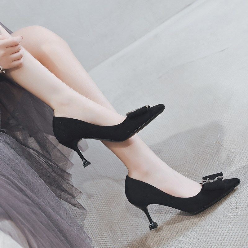 Damen Pumps Hochhackig mit Blockabsatz und Druckknöpfen Elegant