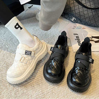 Damen Sneaker Bequem Gefüttert Elastisch Schwarz - BerlinGlamour