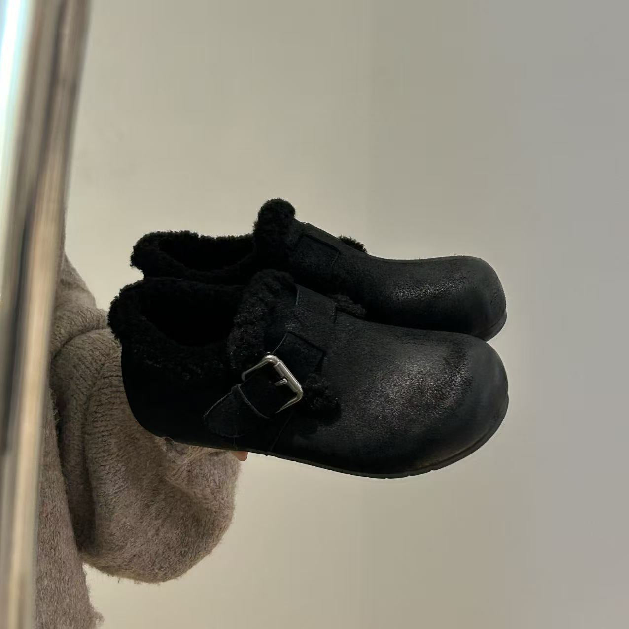 Damen Clogs Weich Kunstfell Schnallen Design Bequem
