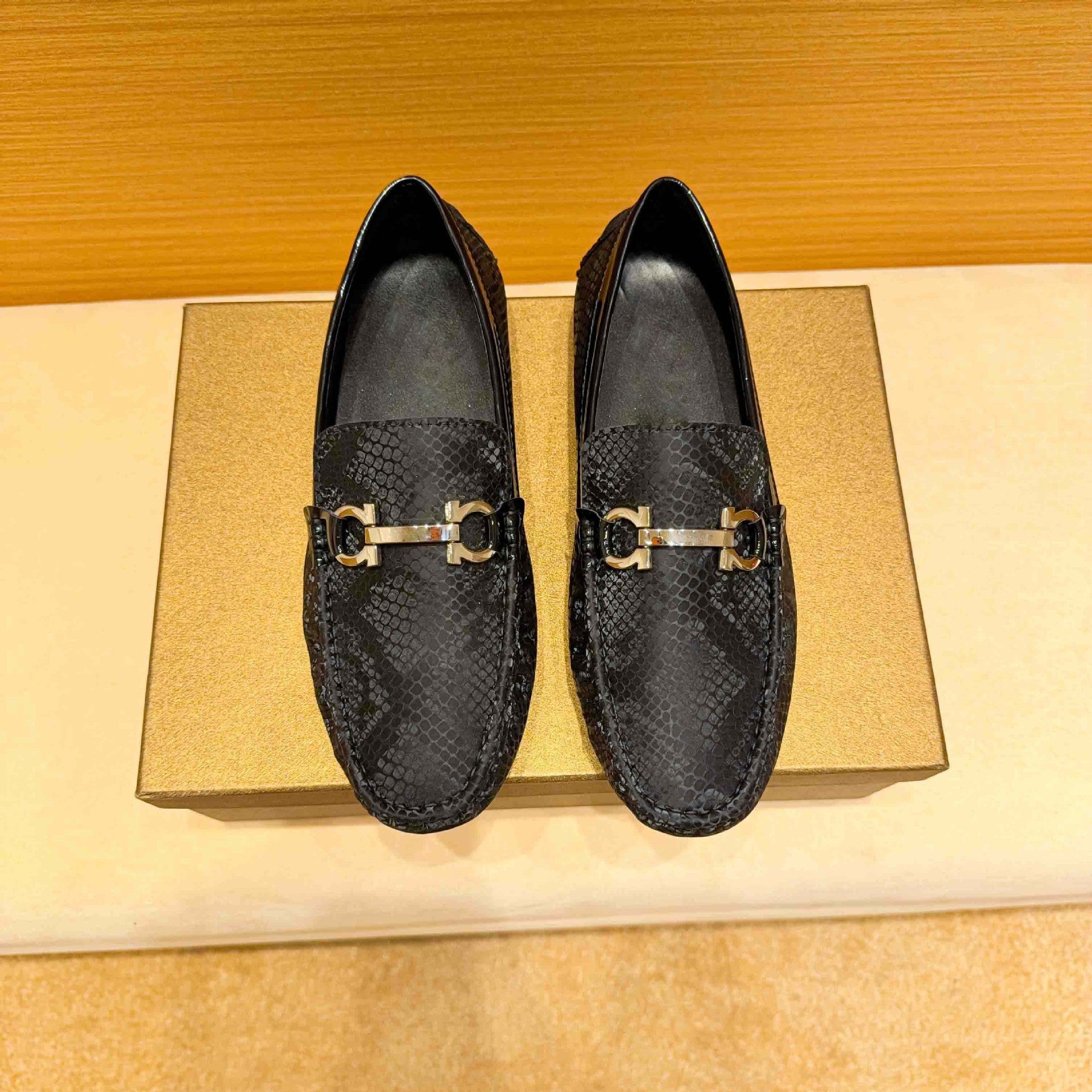 Herren Mokassin Schlangenleder Elegant Metallverschluss - BerlinGlamour