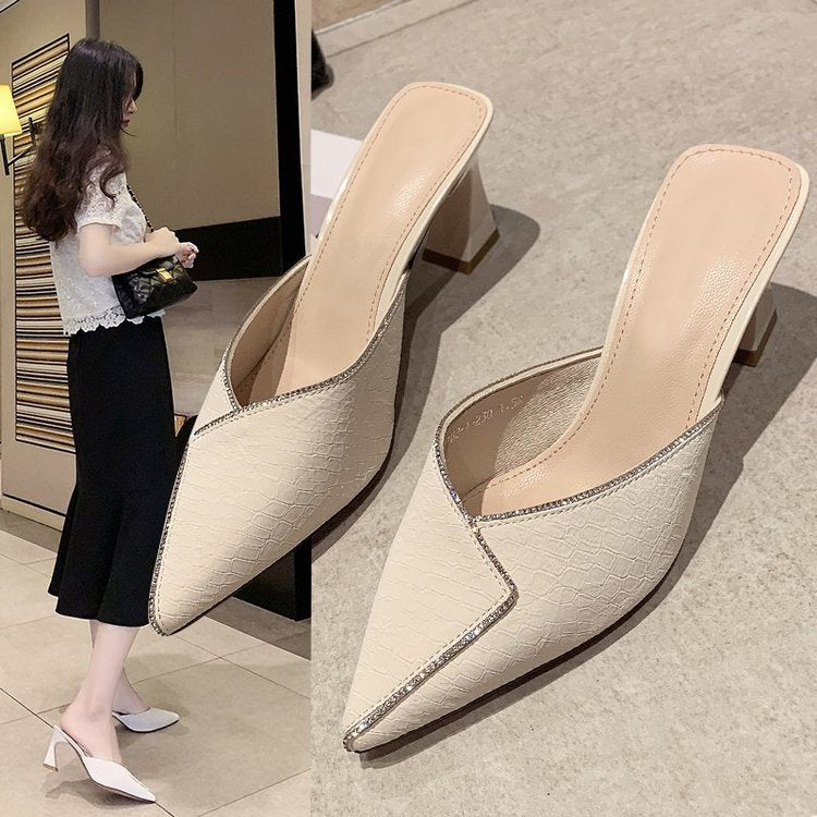 Damen Mules Spitze Schuhe Glanz Schick - BerlinGlamour