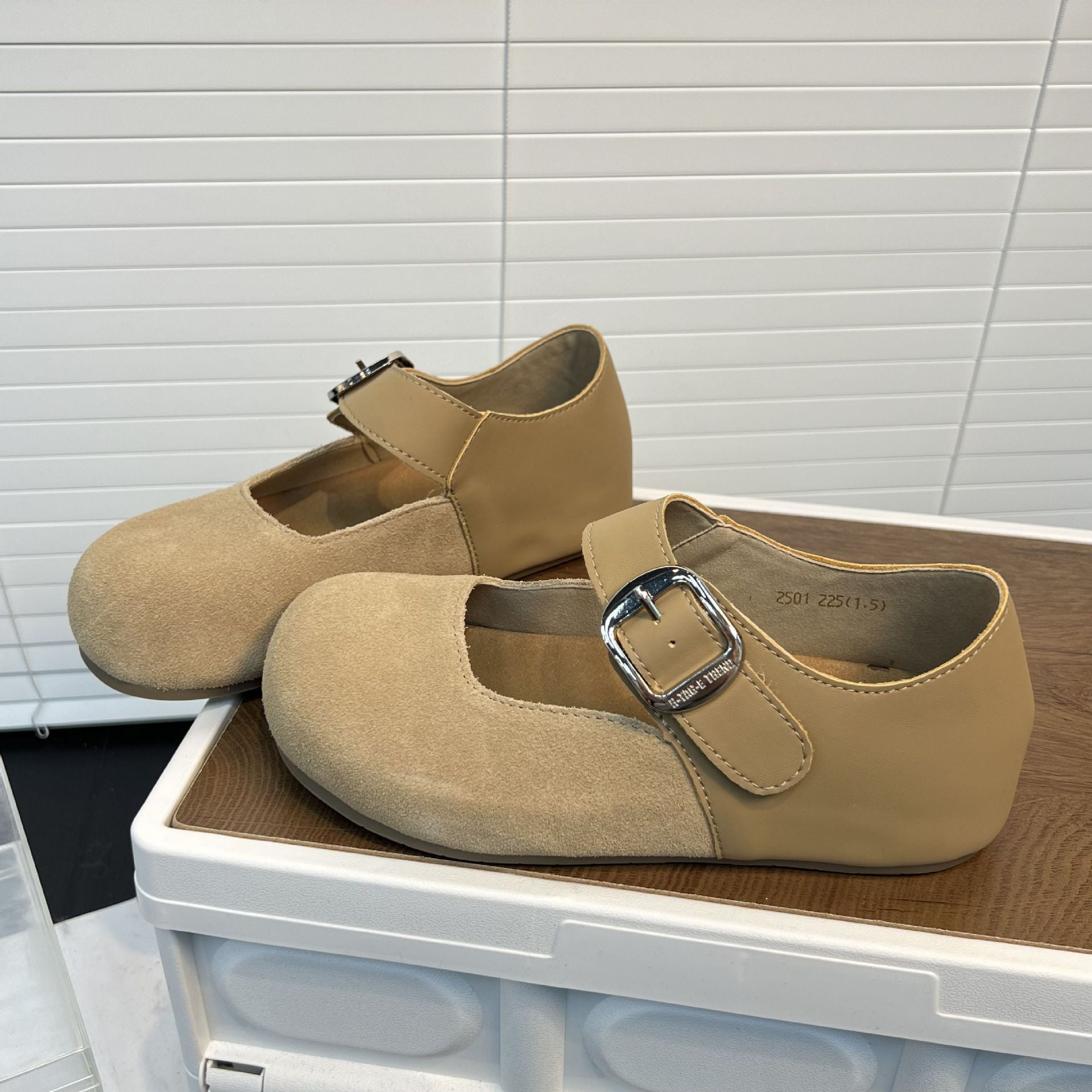 Damen Clogs Weich Bequem Komfort Schuhe Mit Riemen - BerlinGlamour
