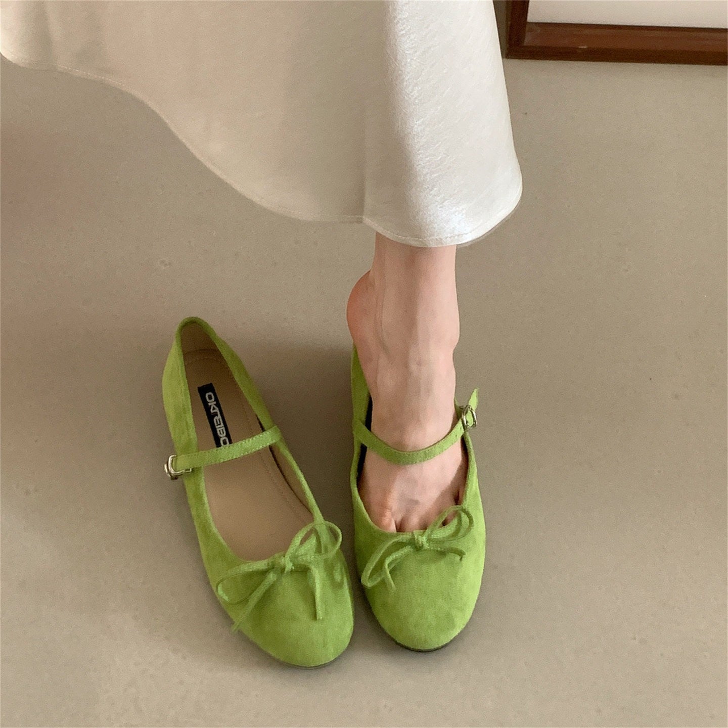 Damen Ballerinas mit verstellbarem Riemen und Schleife Bequem Chic