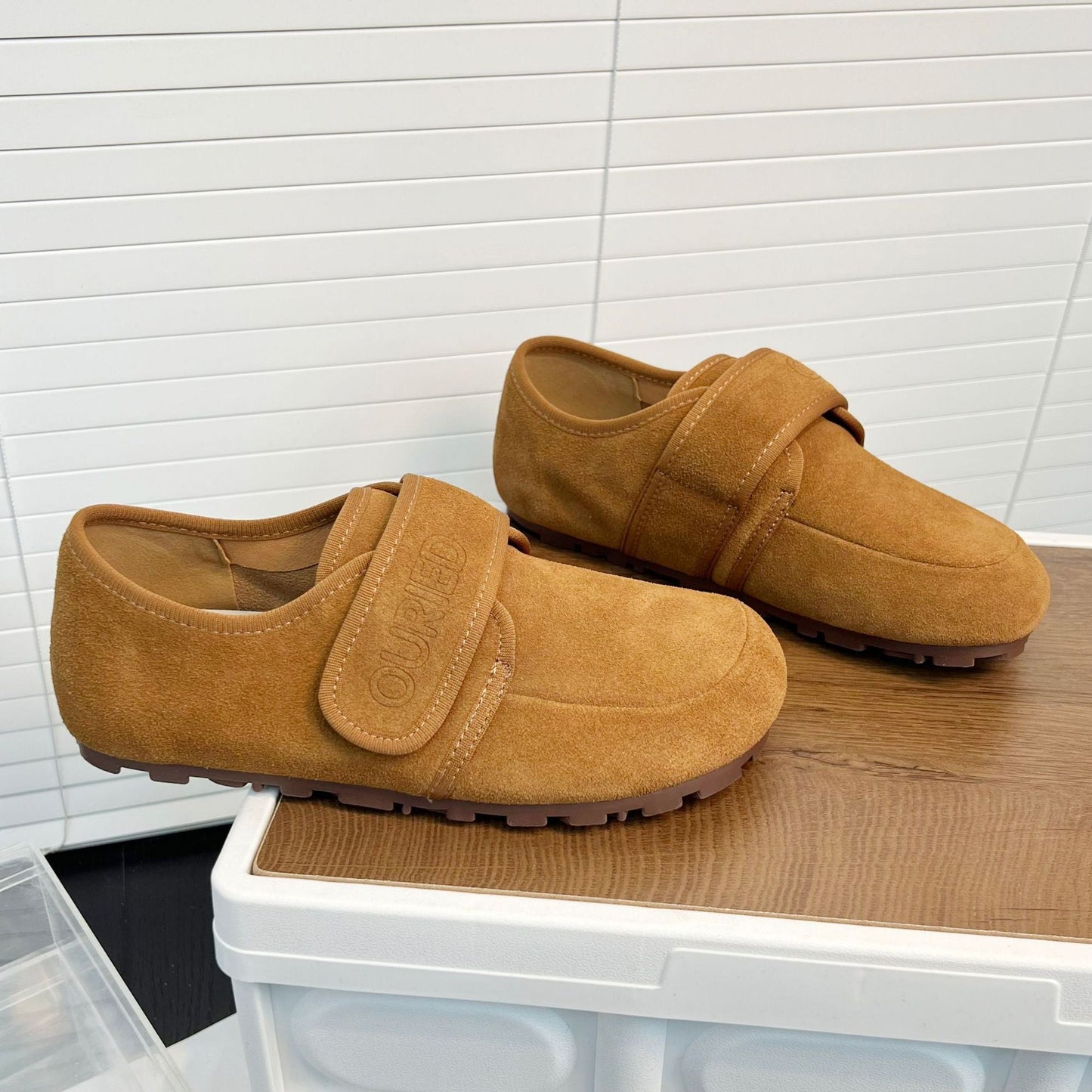 Damen Slipper Bequem Klettverschluss Warm
