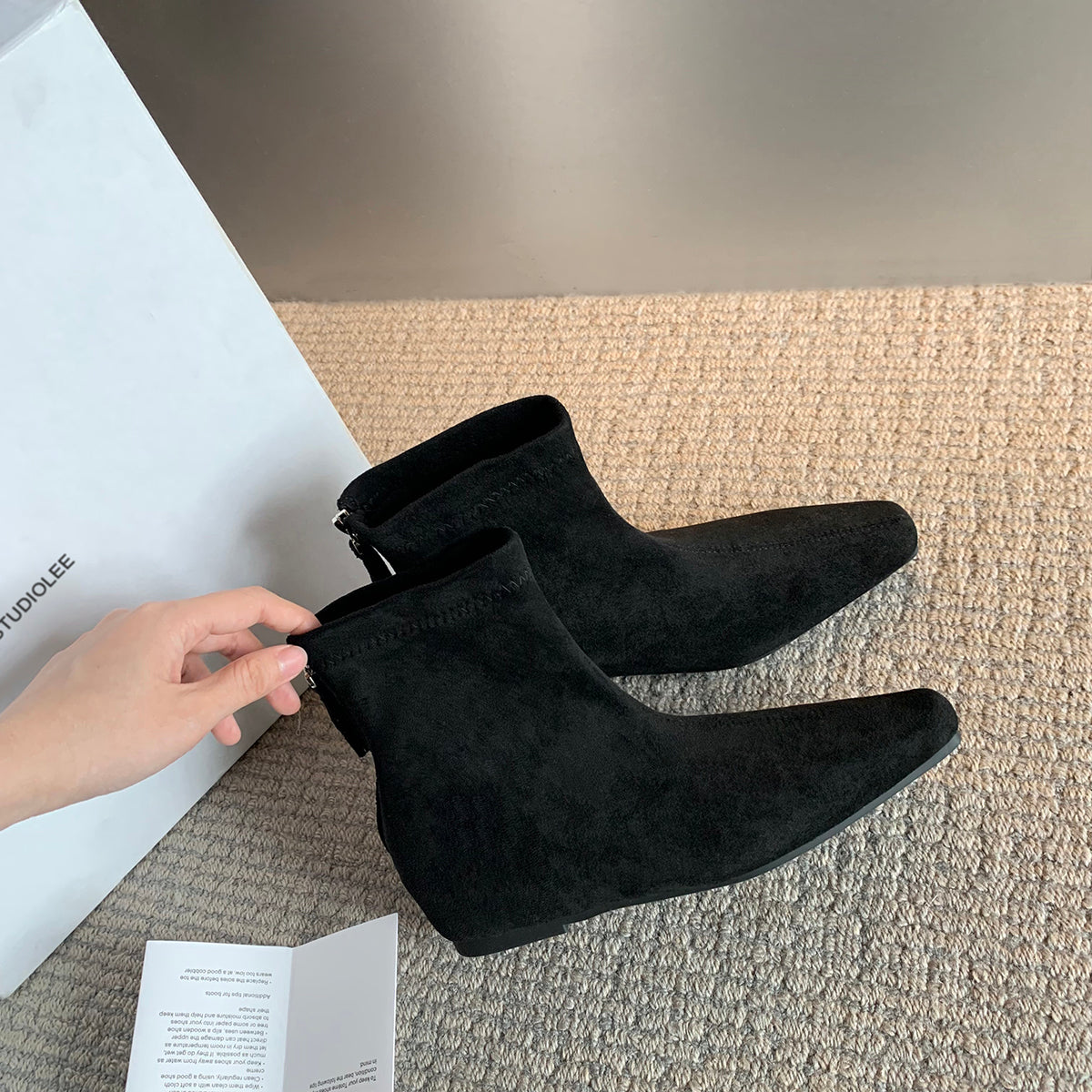 Damen Stiefeletten Spitz Wildleder Schwarz Elegante