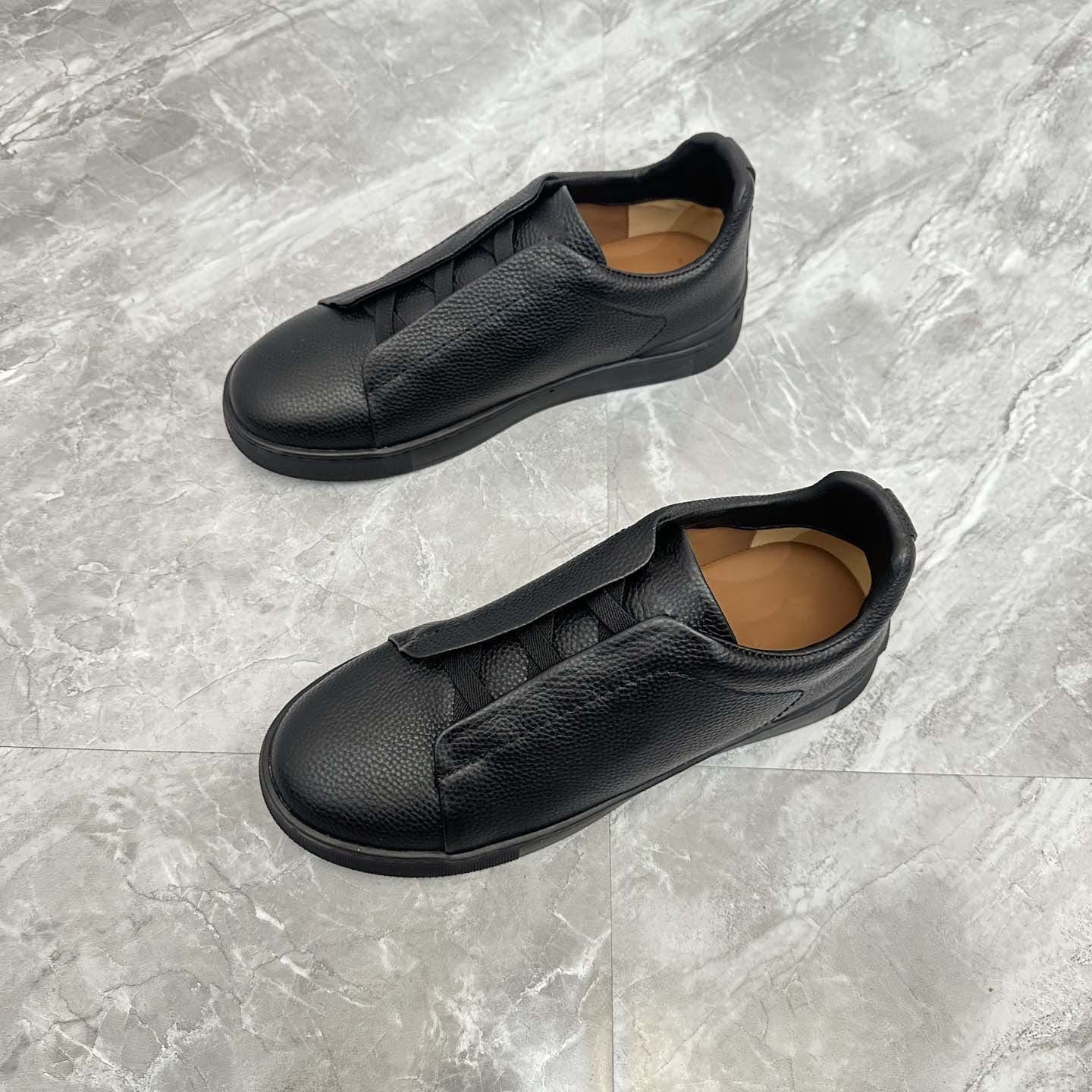Damen Sneaker Slip-On Leder Schwarz Rutschfest