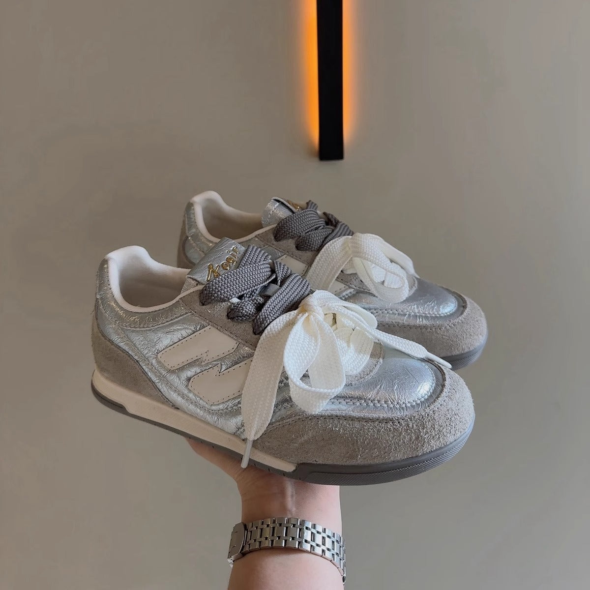 Damen Sneaker Sportlich Auffällig Band Mode Schuhe - BerlinGlamour