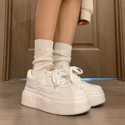 Damen Plateausneaker Bequem atmungsaktiv Sportlich - BerlinGlamour