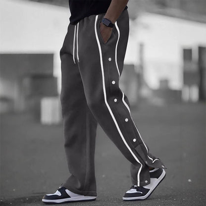 ein Beispiel für einen E-Commerce-Produktitel auf Deutsch: 

**Moderne Sportliche Laufschuhe mit seitlichen Druckknöpfen**

Dieser Titel verwendet Adjektive wie moderne,