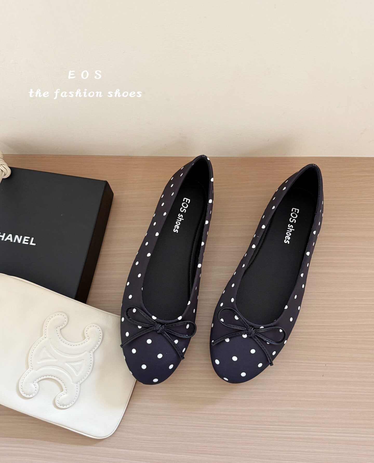 Damen Ballerinas Schuhe mit Punkten und Schleife Modern