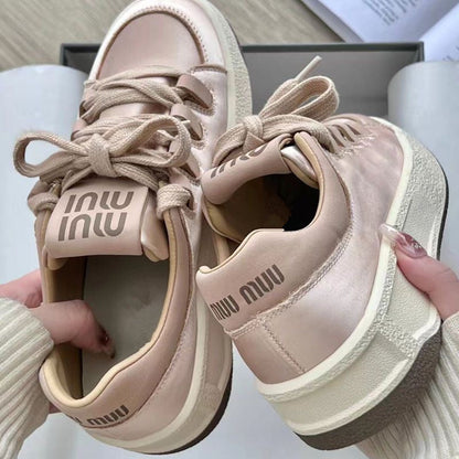 Damen Sneaker Atmungsaktiv Komfortabel Modern - BerlinGlamour