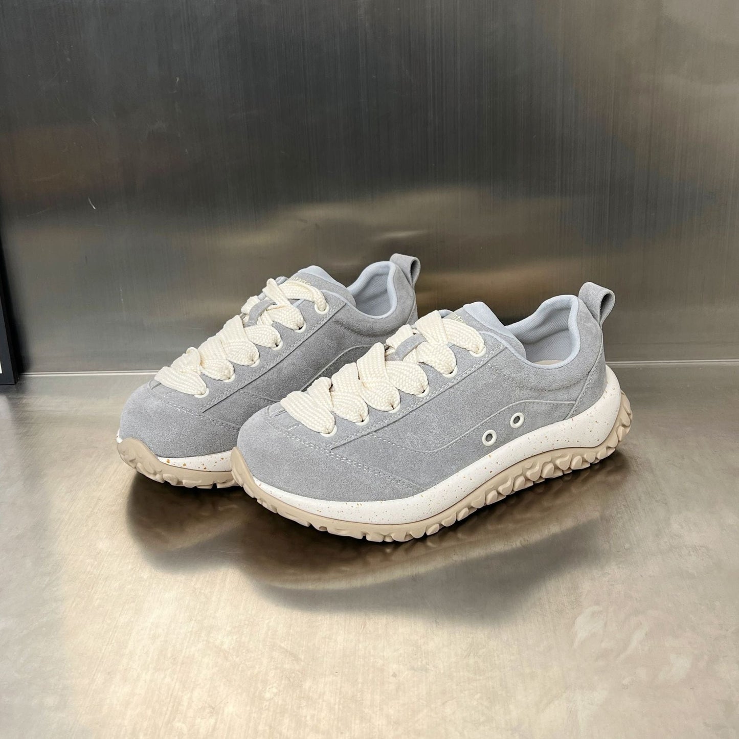 Damen Sneaker Sportlich Atmungsaktiv Rutschfest Schwarz - BerlinGlamour