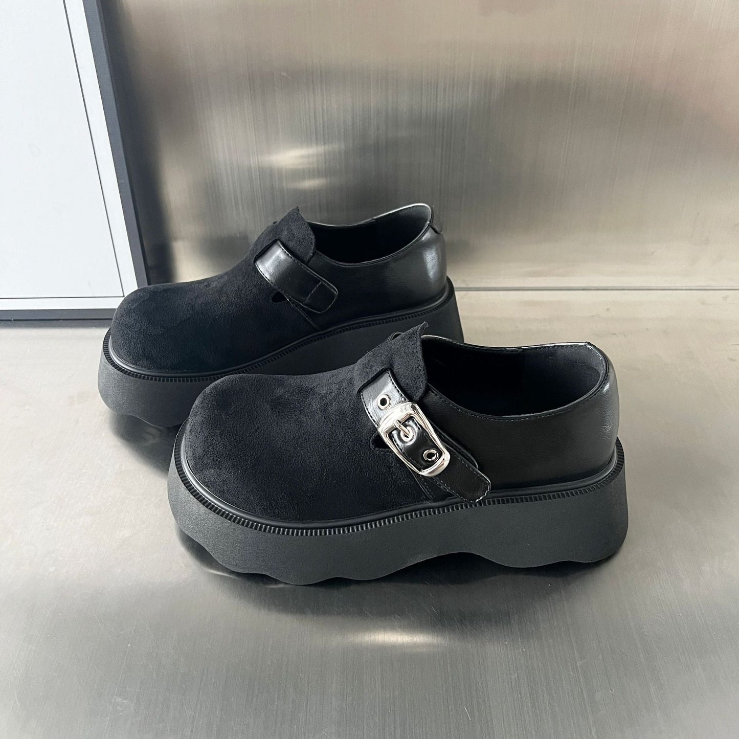Damen Clogs Plateau Bequem Schnallenverschluss Rutschfest