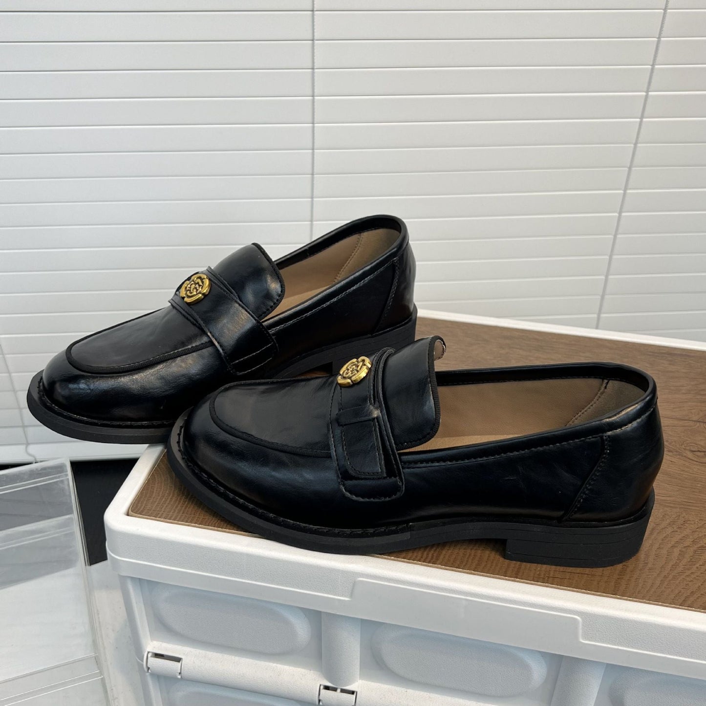 Elegante Damen Mokassins Leder Schnalle Braun