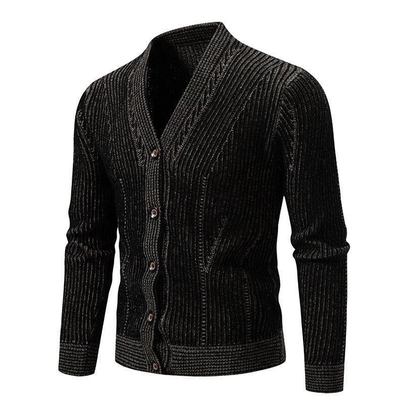 der neue Titel: Elegante Strickjacke mit V-Ausschnitt und feinem Kabelmuster BerlinGlamour