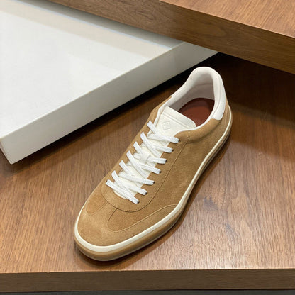 Damen Sneaker Weiches Wildleder Schnürsystem Modern - BerlinGlamour