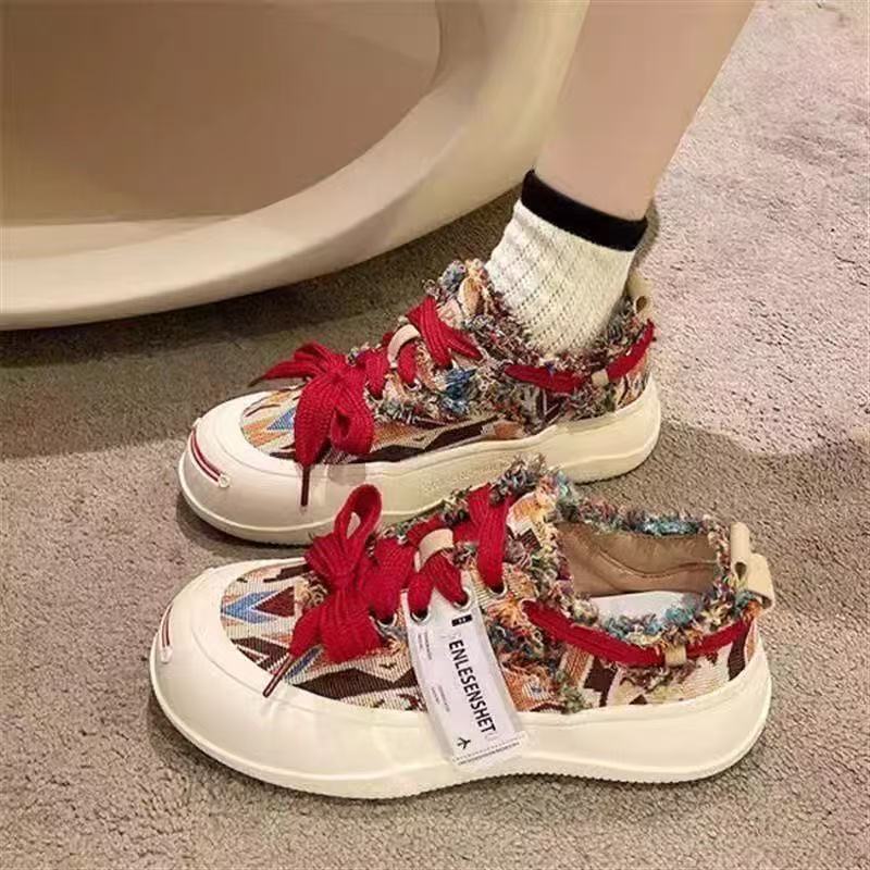 Damen Sneaker Modisch Gefranst Schnürsystem - BerlinGlamour