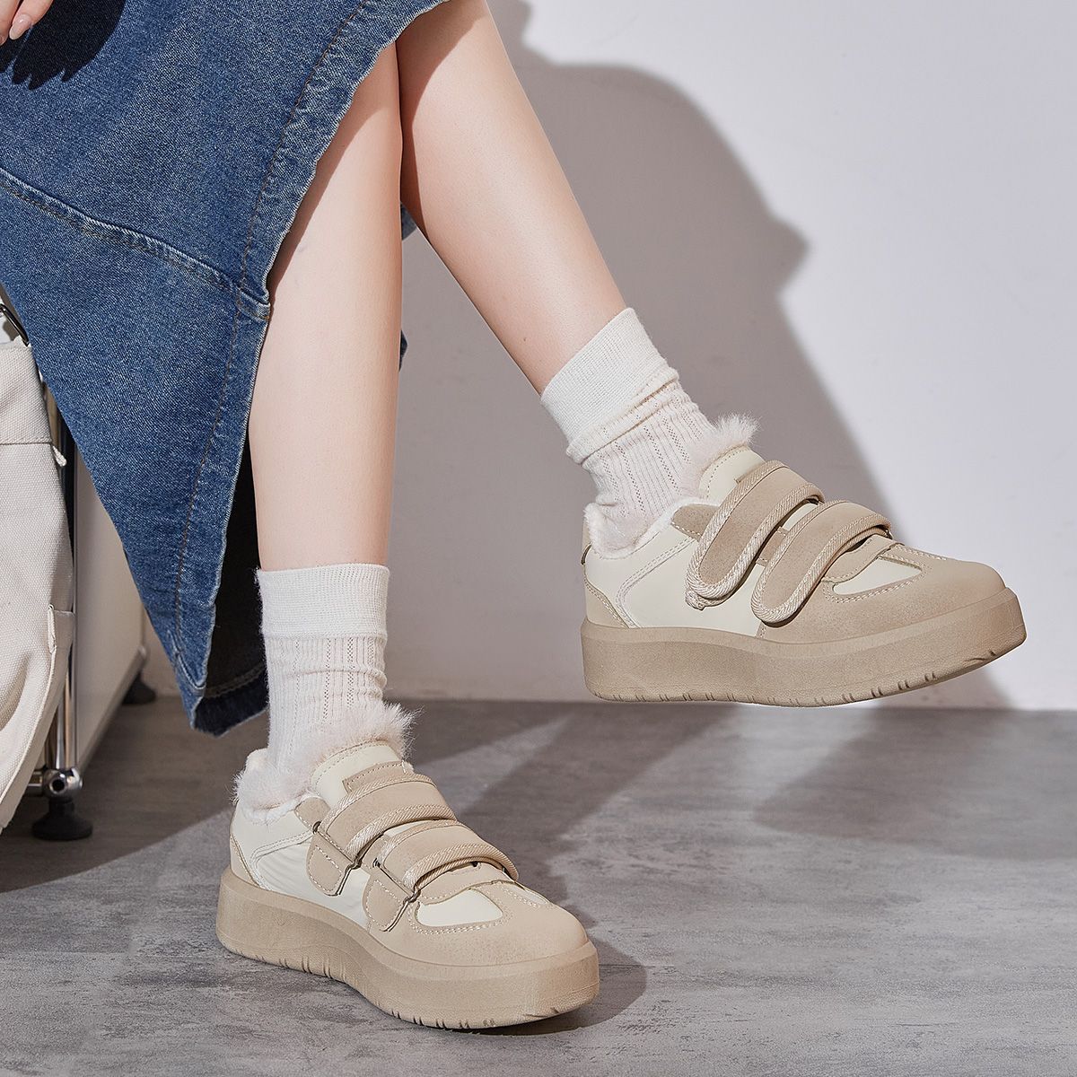 Damen Sneaker Sportlich Weich Bequem Klettverschluss